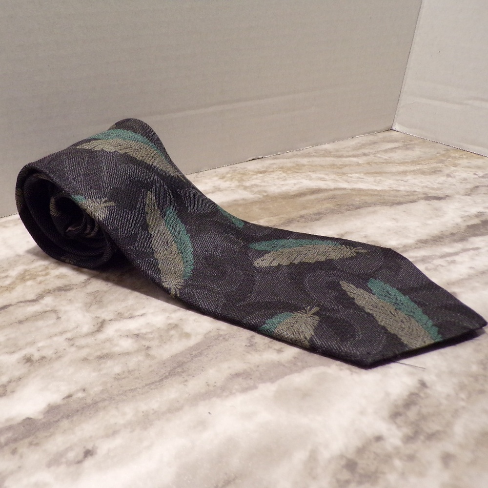 Giorgio Armani Cravatte Gray & Aqua Leafy Tie